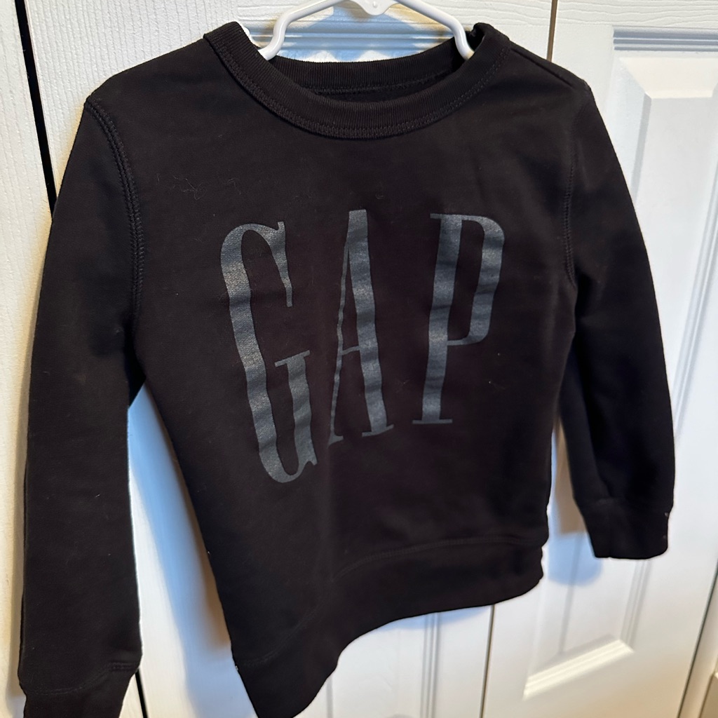 Gap Crew Neck